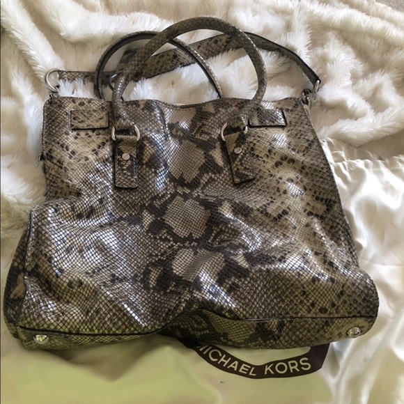 Michael Kors Purse - Picture 3 of 4